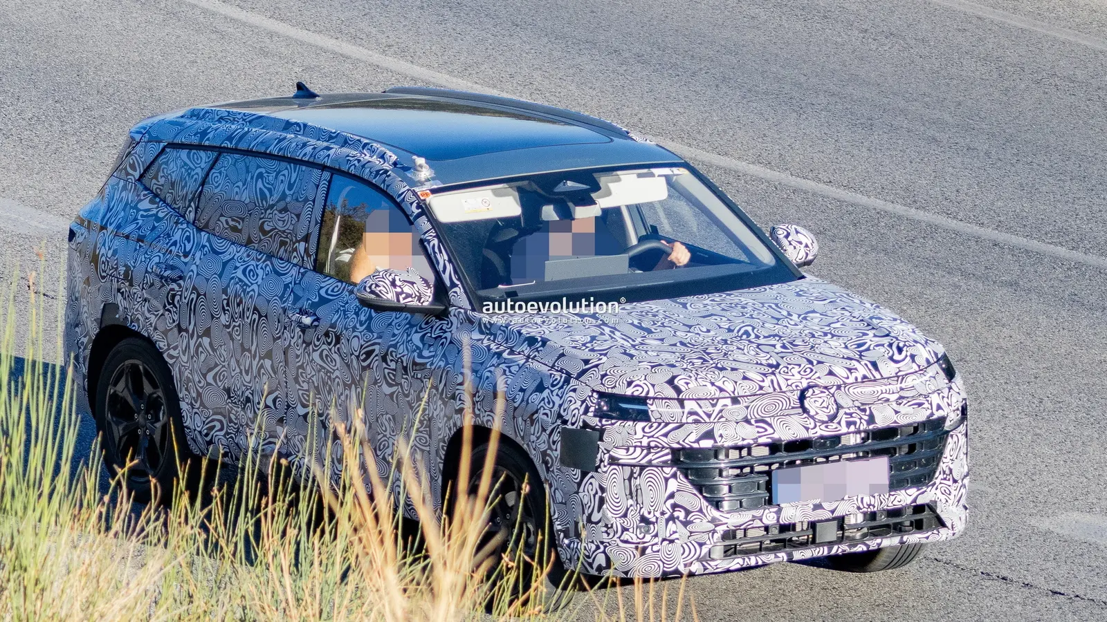 Noul Volkswagen Taos 2028: schimbări de design și hibrid