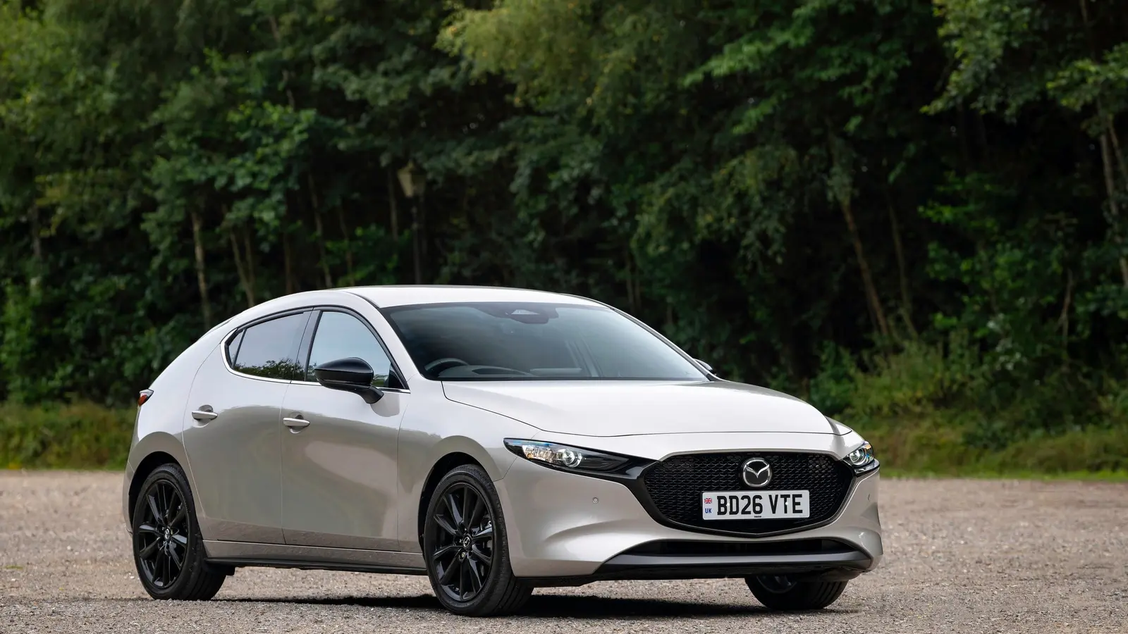 Mazda3 2027 în UK: hatchback doar, noul Homura Plus