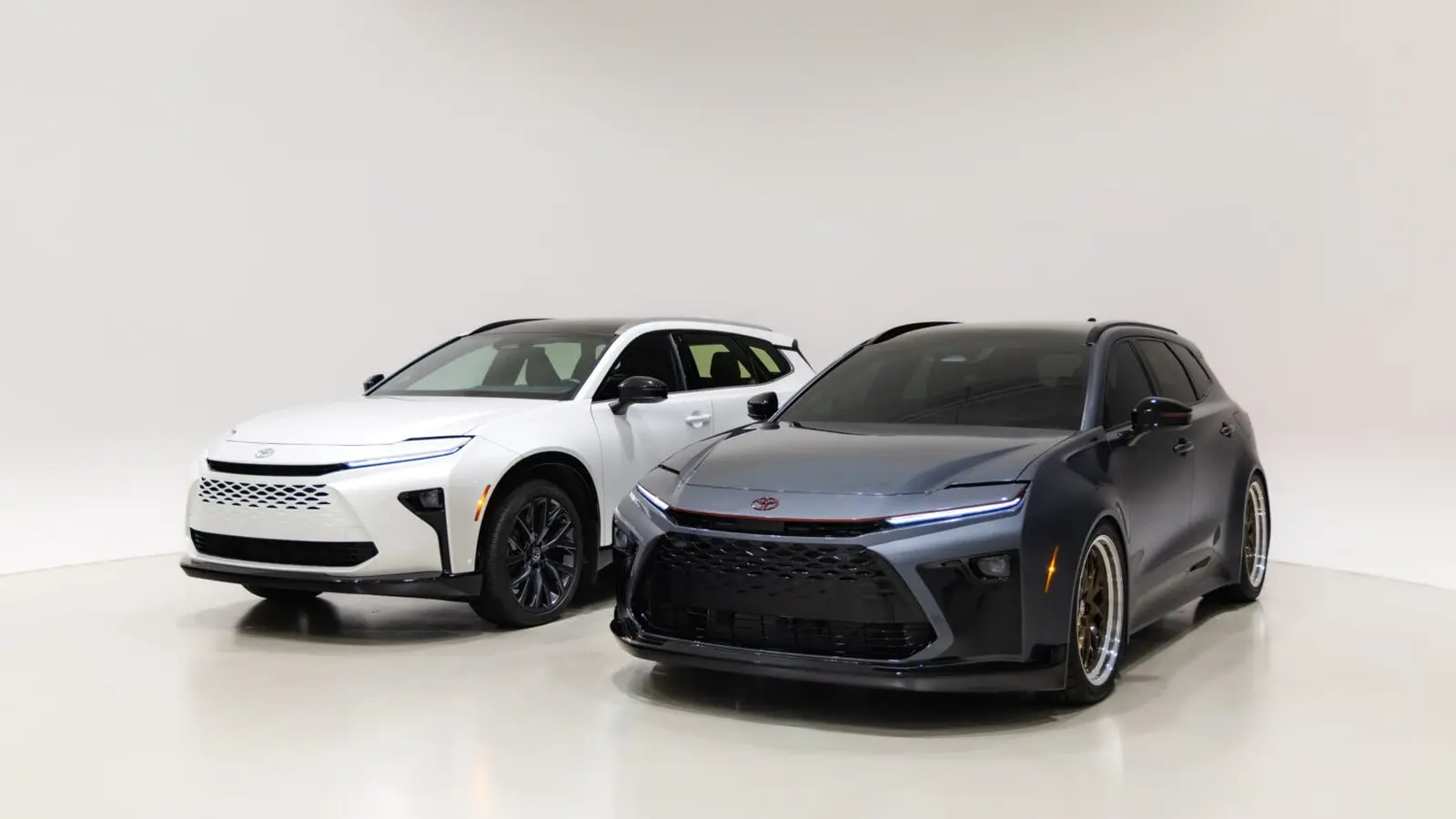 Toyota Crown Signia GT-S: concept SEMA transformat în wagon