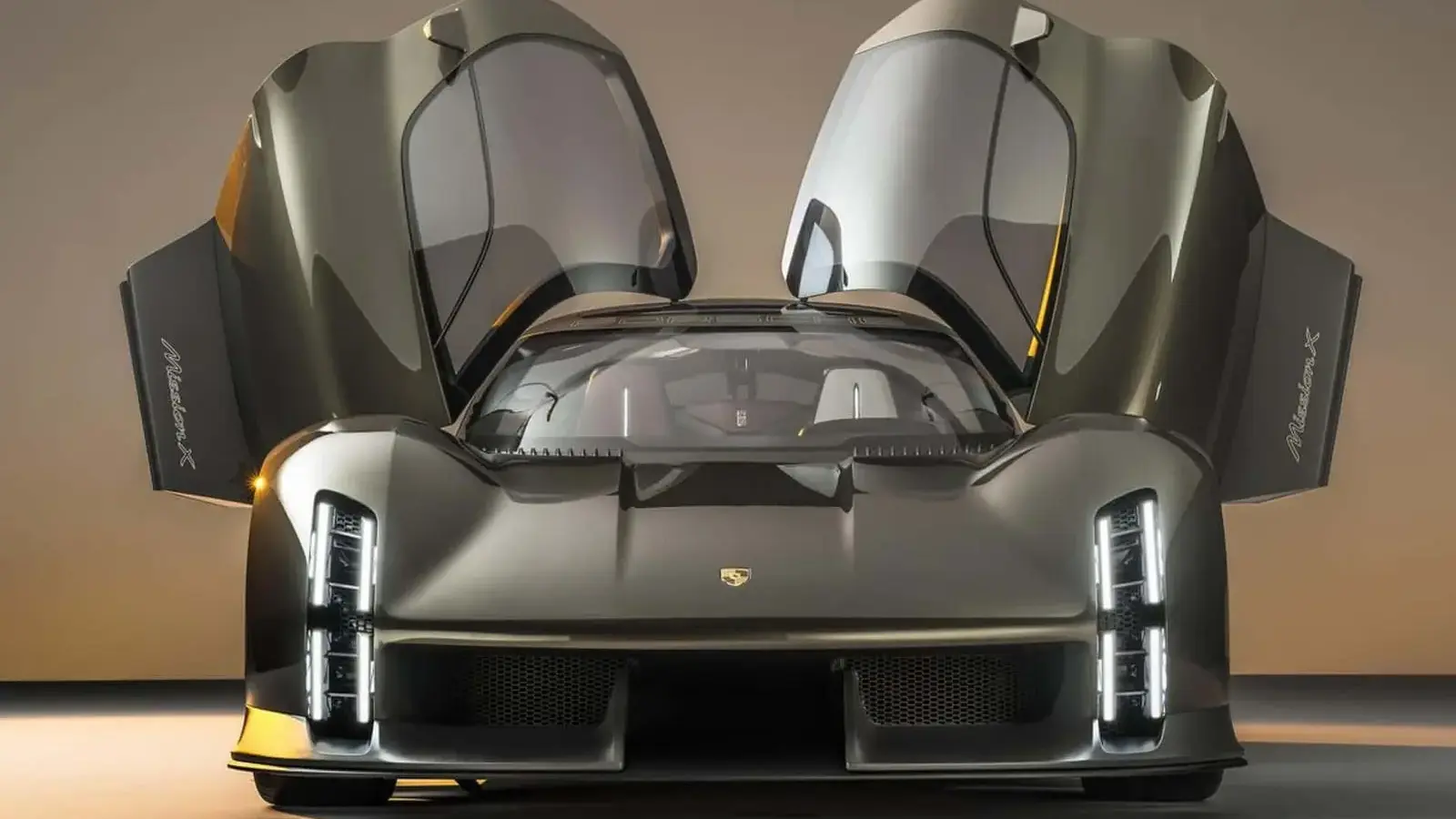 Porsche: platformă cu motor central pentru supercar