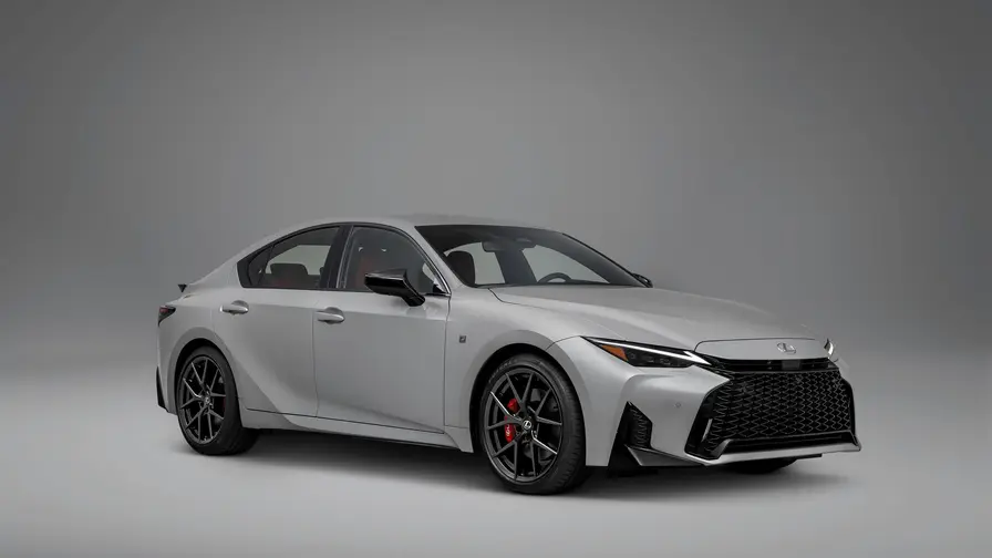 Lexus IS 2027 pornește de la 47.545 USD; pachet special