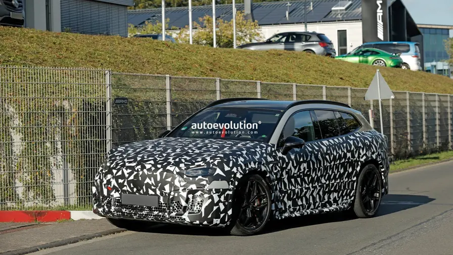 Fotografii spion: Mercedes-AMG GT SUV pare gata de serie