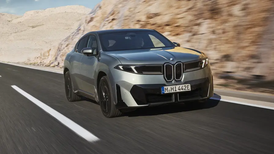 BMW iX4 în Australia: prețuri, autonomie și dotări