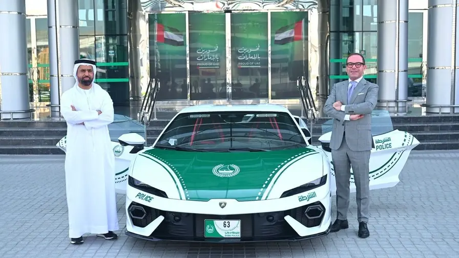 Poliția din Dubai extinde flota cu Lamborghini Temerario