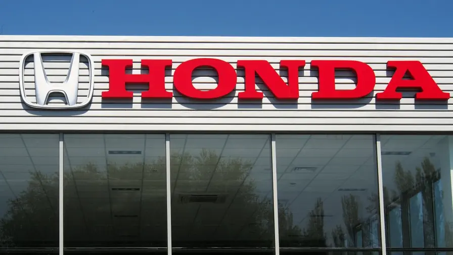 Honda testează încărcare wireless pentru mașini electrice