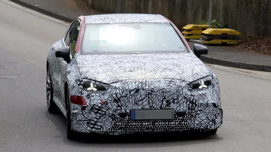 Mercedes-AMG C 63: versiuni pe benzină și electrice