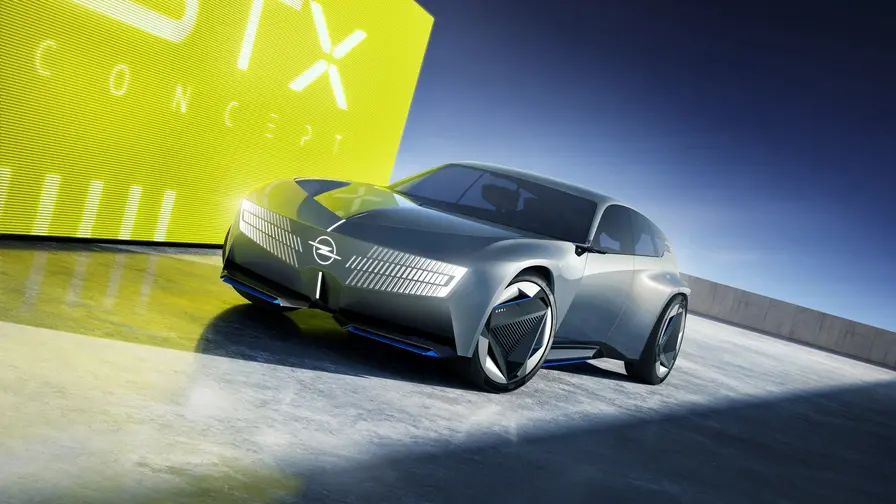 Opel STX: concept electric break dezvăluit la Paris