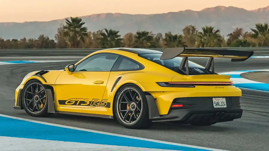 Porsche pregătește prețuri mai mari și o gamă mai exclusivă