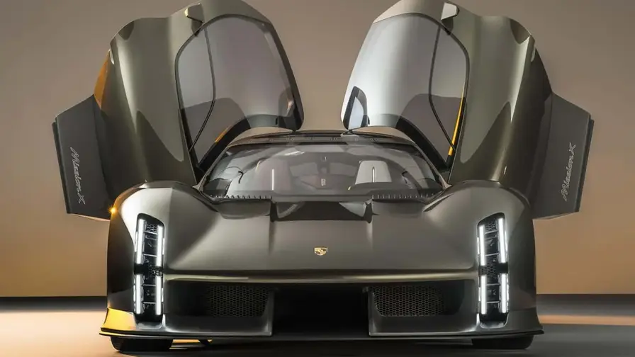 Porsche: platformă cu motor central pentru supercar